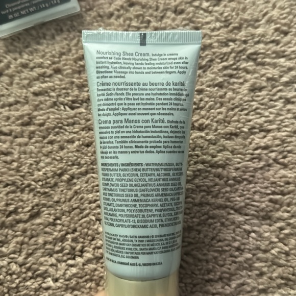 Satin Hands lotion - Picture 2 of 2